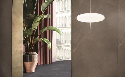 Nagyformátumú 120x280-as márványmintás, erezetes, fényes felületű porcelánlap A4H824 Omani Oud